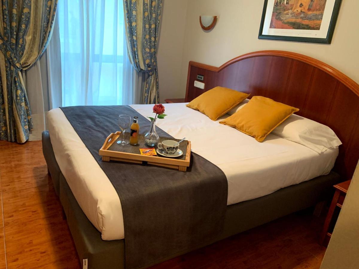 Hotel - Apartamentos Pena Santa Benia De Onis Dış mekan fotoğraf